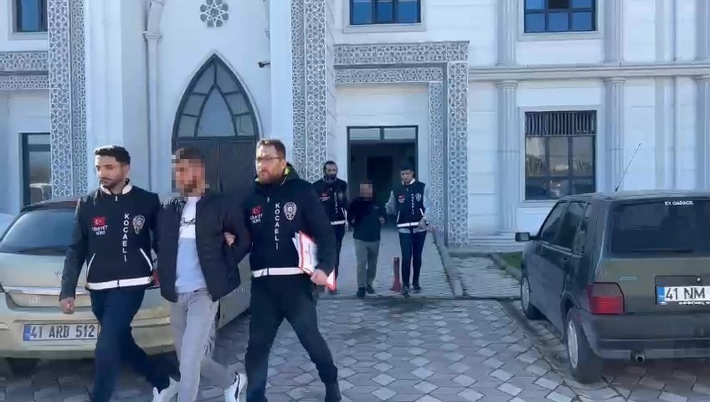 Okul bahçesinde oğlunun gözü önünde öldürülmüştü: 4 sanığa 41 yıl hapis