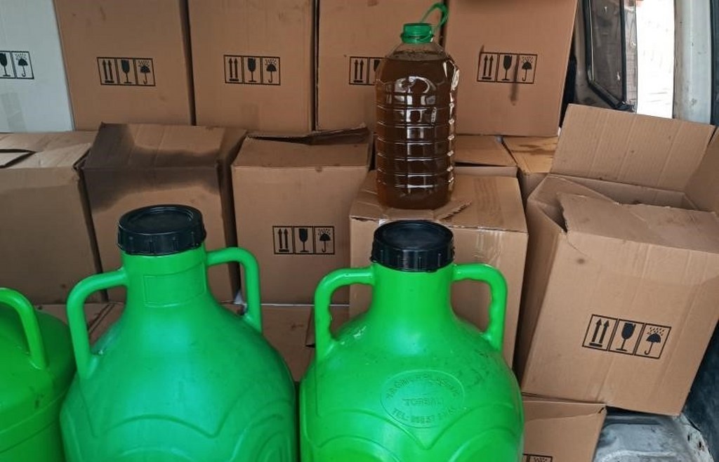 Bin 300 litre tağşiş yağ ele geçirildi