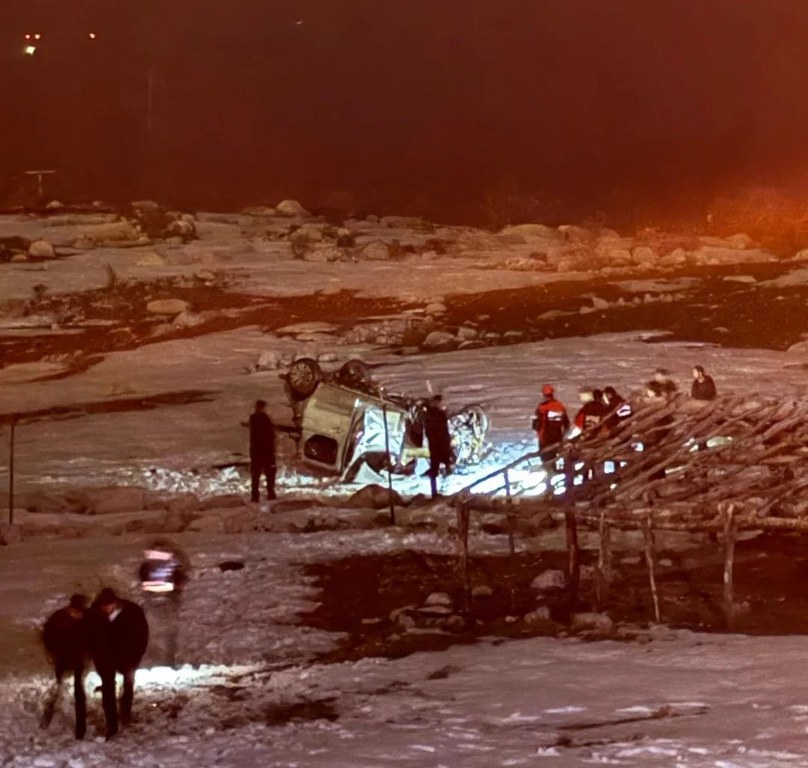 Otomobil takla attı: 1 ölü 3 yaralı