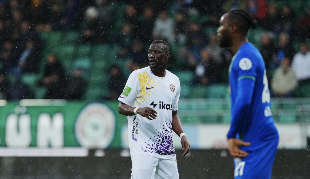 Eyüpspor, Mame Thiam ile yollarını ayırdı