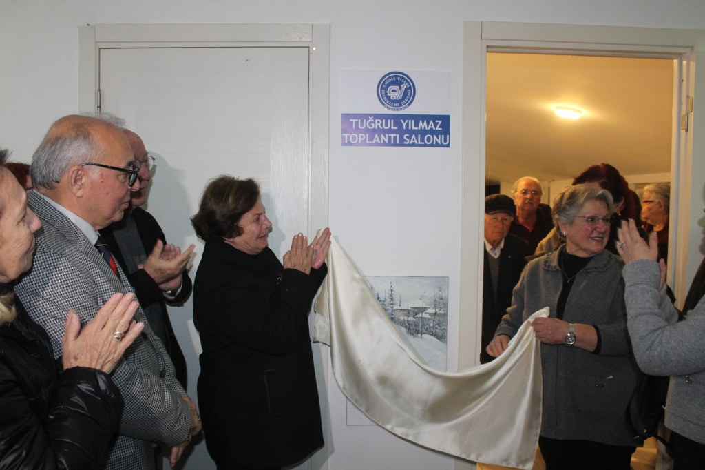 Toplantı Salonuna Tuğrul Yılmaz’ın ismi verildi