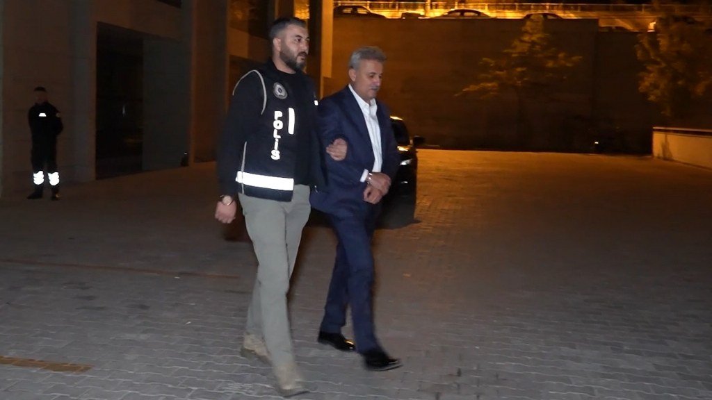 Belediye Başkanı Ahmet Sungur tutuklandı