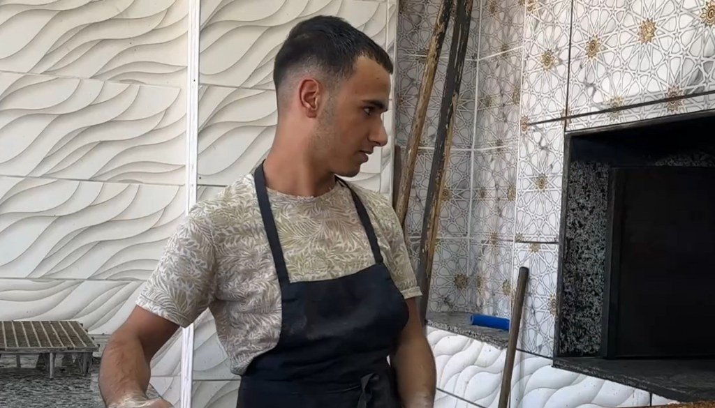  Ehliyet başvurusu yaptığında yatalak hasta olduğunu öğrendi