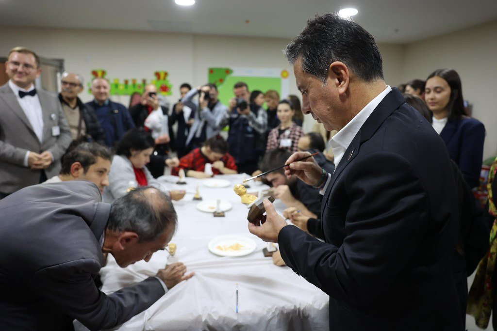 5. Kısa Mola Merkezi törenle açıldı