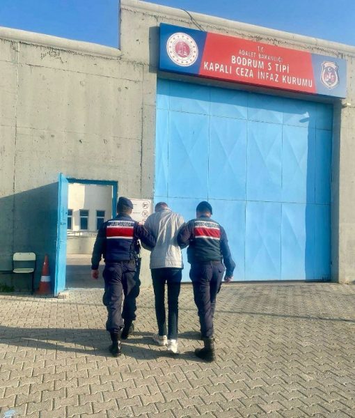 4 ayrı suçtan 32 yıl 4 ay ceza alan ve aranan şahıs yakalandı