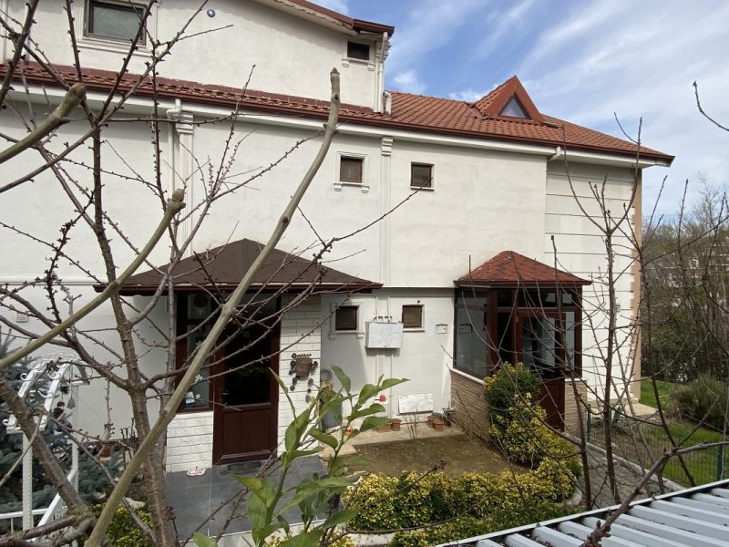 “Cinler aldı” diyerek para ve altınları buhar ettiler