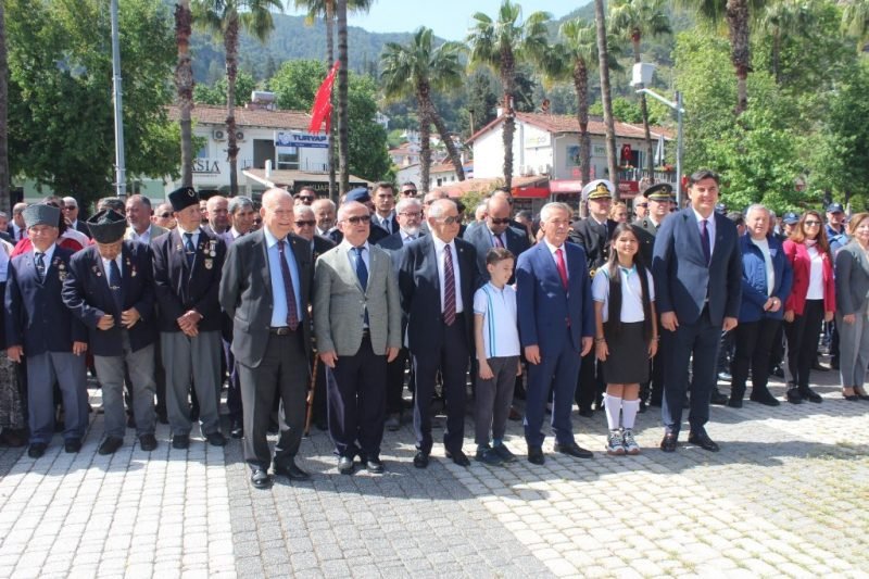 23 Nisan Ulusal Egemenlik ve Çocuk Bayramı törenle kutlandı