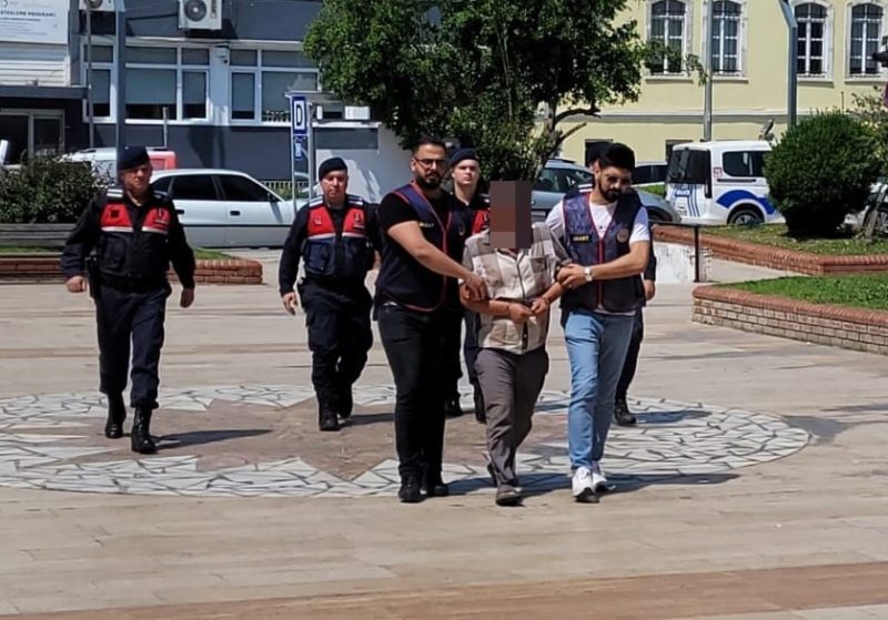 Alacak verecek meselesinde bir kişiyi öldürmüştü, tutuklandı