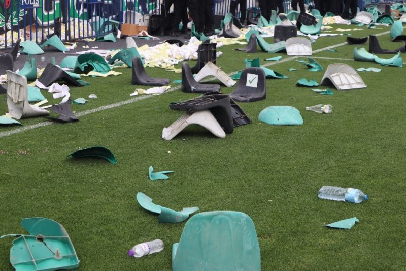 Denizlispor amatör lige düştü, stat karıştı