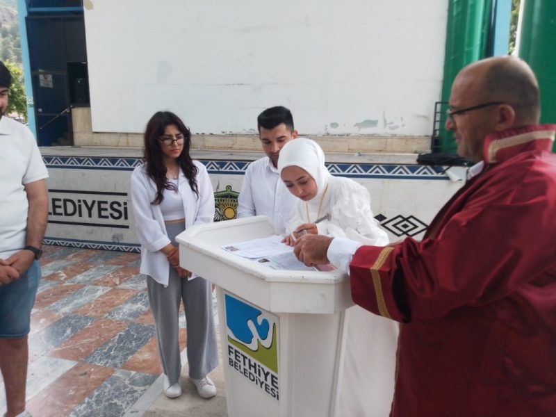 25 Mayıs tarihli nikah çılgınlığı