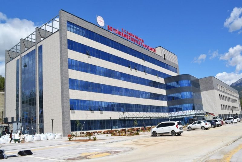 Elektrik akımına kapılan genç kurtarılamadı