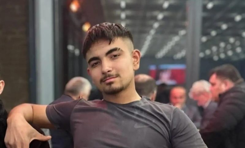  Irmakta boğulan genç, son yolculuğuna uğurlandı