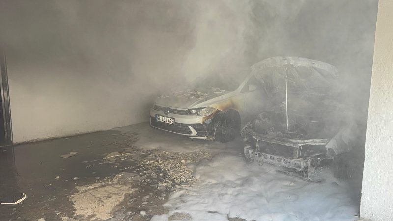  Apartman garajında otomobil alev aldı: Patlama korkusu binayı boşalttı