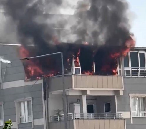 Aparman yangını korkuttu