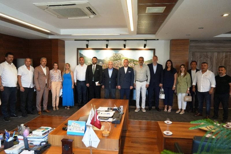 MHP Muğla il yönetiminden MUTSO’ya ziyaret