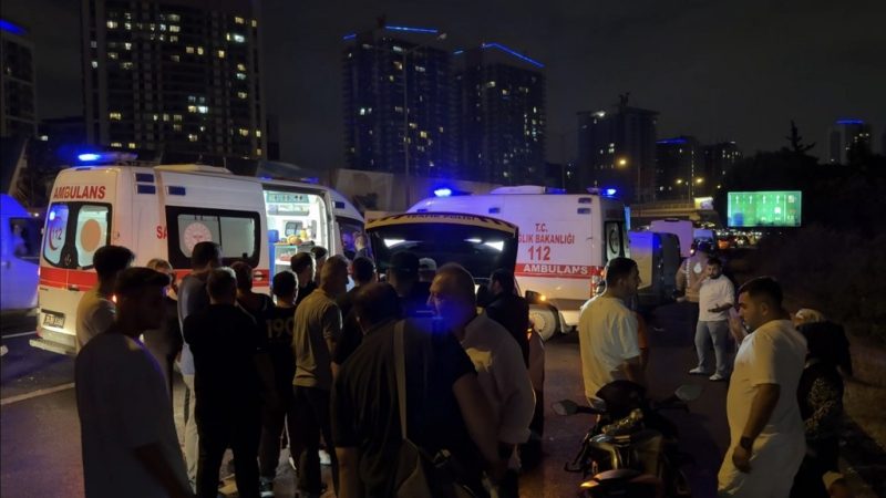 16 araç birbirine girdi: 6 yaralı