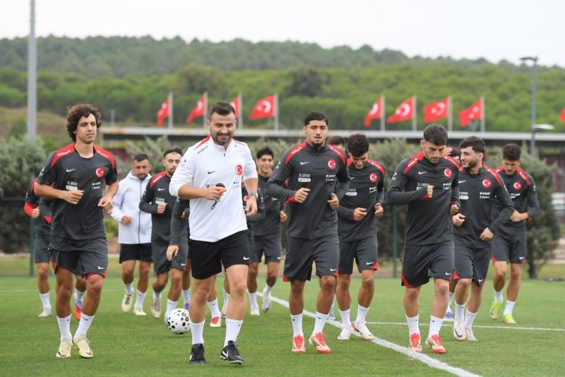 Bizim Çocuklar, İspanya karşısında, maç TV 8’de