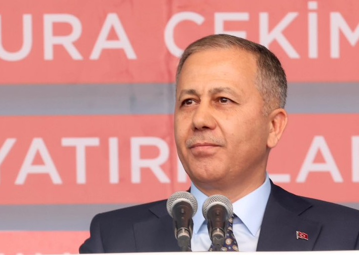 Bakan Yerlikaya: “Sokakların provoke edilmesine asla müsaade etmeyeceğiz”