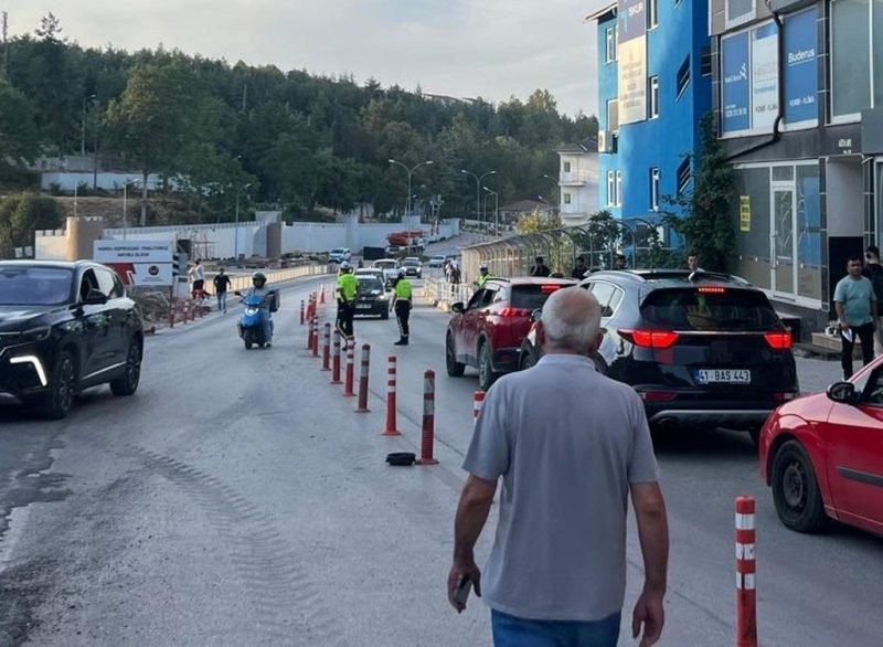 Köprüde çökme tehlikesi, trafiğe kapatıldı
