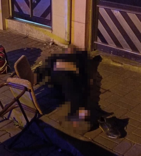  Oturduğu sandalyeden düşerek hayatını kaybetti