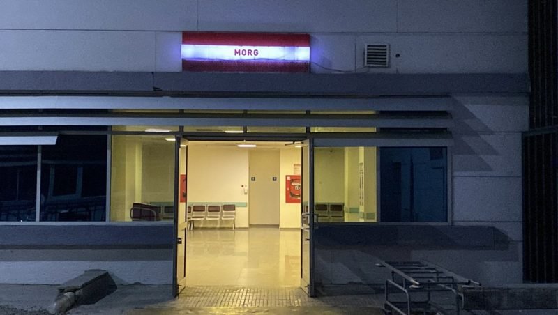 Tır şoförü aracında ölü bulundu