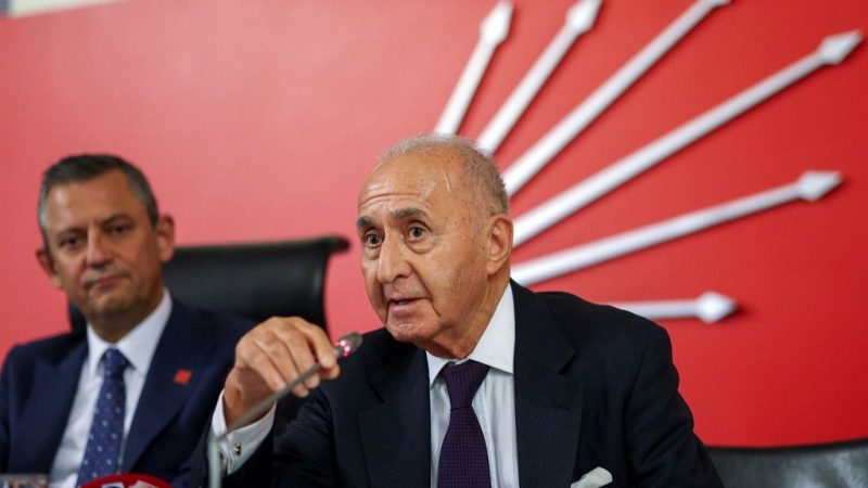 Hikmet Çetin yoğun bakıma alındı