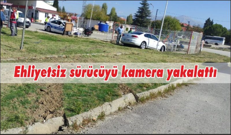 Duvara çarpan ehliyetsiz sürücünün planını güvenlik kamerası bozdu