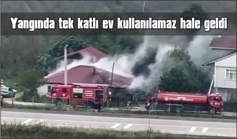 Yangında tek katlı ev kullanılamaz hale geldi