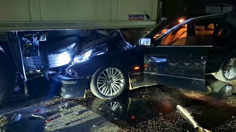 Feci kaza alkollü sürücü hayatını kaybetti