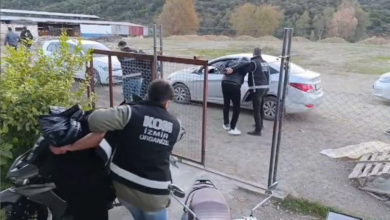 Suç örgütüne operasyon: 14 gözaltı