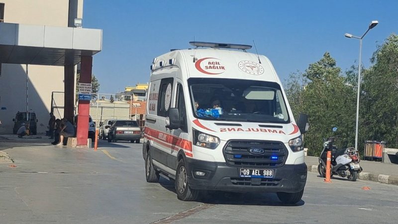 İş makinası devrildi: 3 yaralı