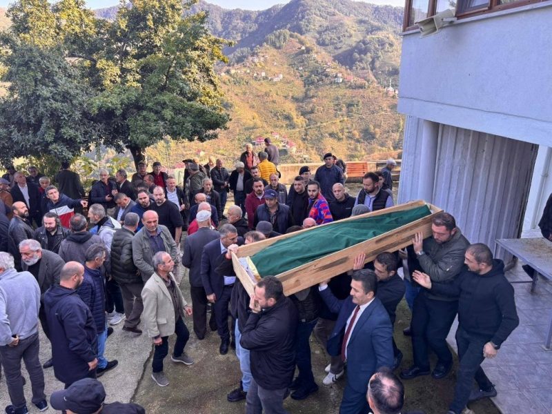 Trafik tartışması sonrası biri toprağa, diğeri cezaevine