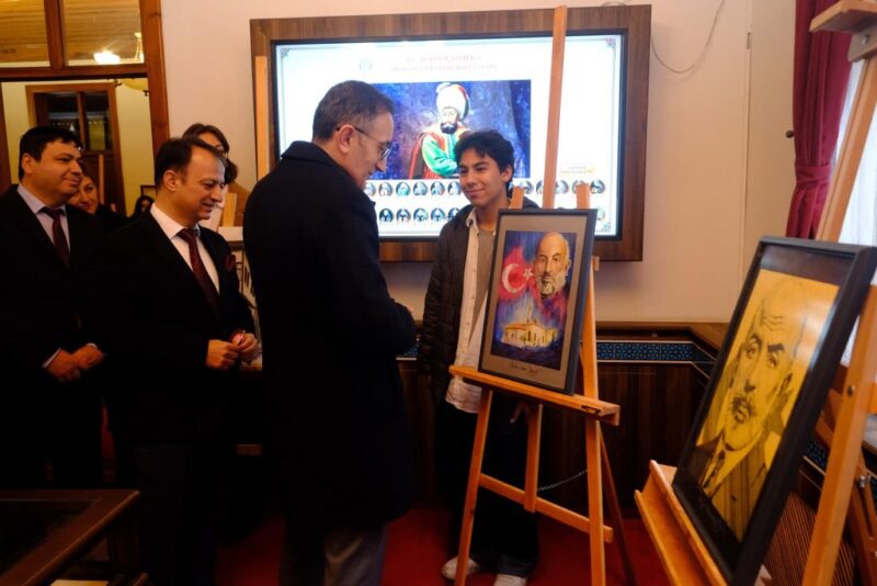 Burdur’da Mehmet Akif Ersoy temalı resim sergisi açıldı