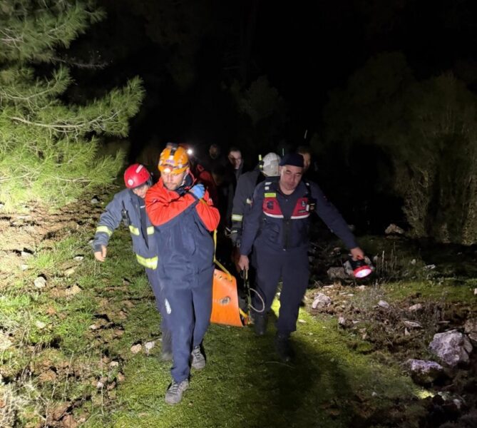  Mantar toplamaya çıkıp ulaşılamayan adamın cansız bedenine ulaşıldı