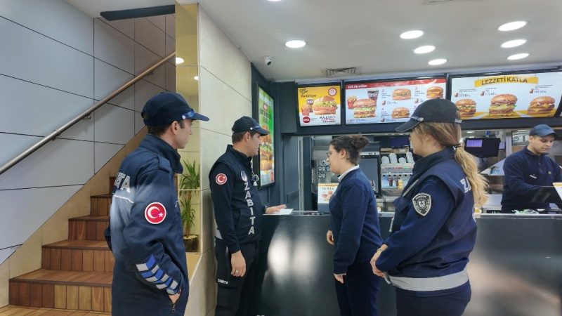 Belediye ekiplerinden gıda denetimleri