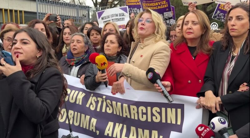 CHP, DEM ve EMEP’li kadın milletvekillerinden “kadın cinayeti ve taciz” protestosu