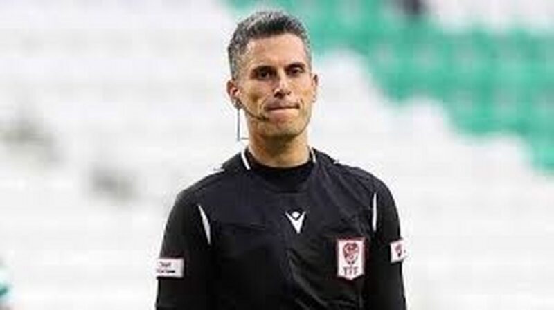Eyüpspor – Beşiktaş maçının VAR’ı Sarper Barış Saka oldu