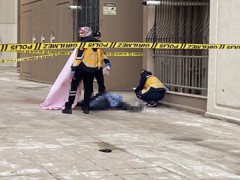 Kiralamak istediği 17. kattaki daireden düşerek öldü