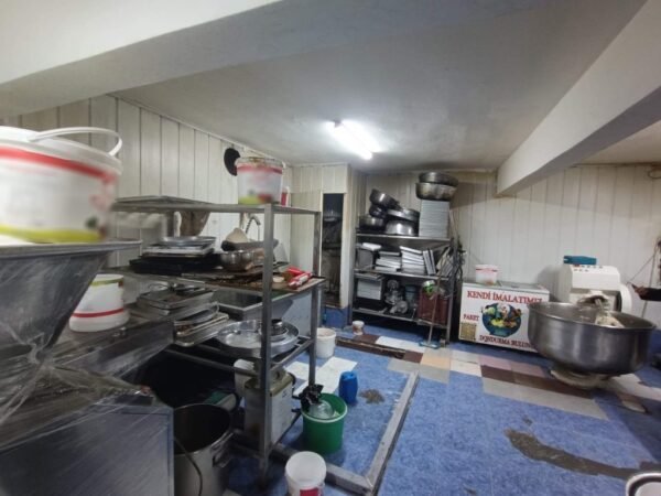 Kaçak işçi operasyonu: 5’i çocuk 5 yabancı uyruklu şahıs yakalandı