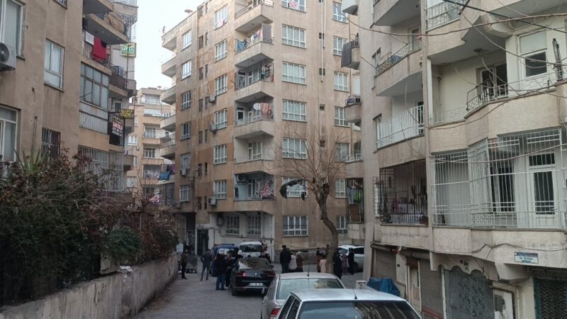 Kolondan ses geldiği iddiası binayı boşalttırdı