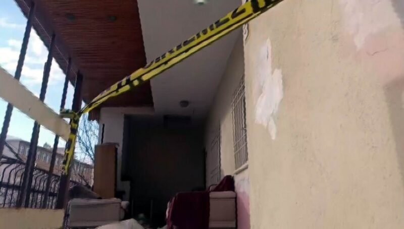 Eski nişanlısını ve 2 çocuğunu bıçakla yaraladı