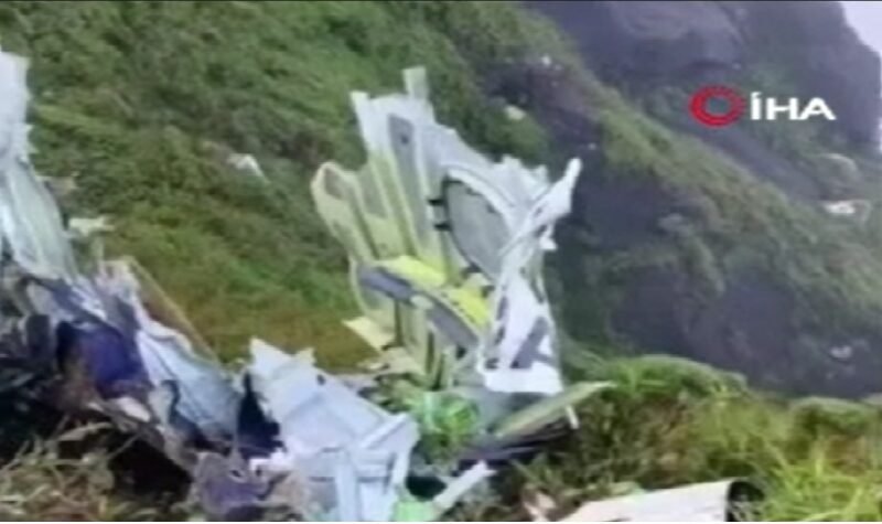 Uçak düştü: 11 kişiden haber alınamıyor