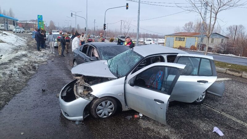 Bingöl’deki kazada babadan sonra oğlu da hayatını kaybetti