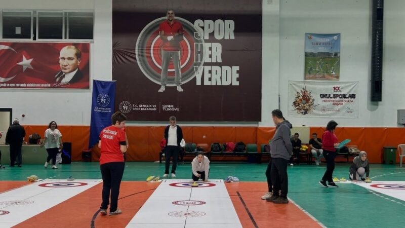 Köyceğiz’de Floor Curling Turnuvası başladı