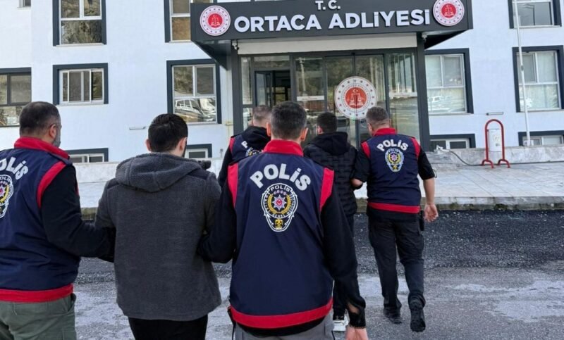 Kasten öldürme suçundan aranan 2 hükümlü yakalandı