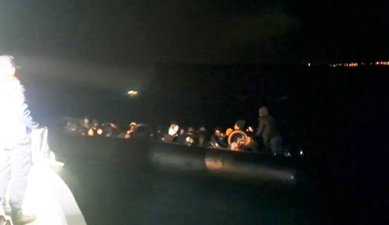 Milas’ta 3’ü çocuk 37 düzensiz göçmen yakalandı