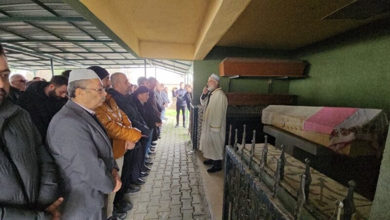 Okul önünde servis kazasında ölen Elanur toprağa verildi