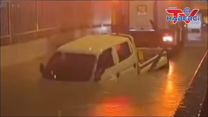 Suyla dolan alt geçitte mahsur kalan sürücü hayatını kaybetti