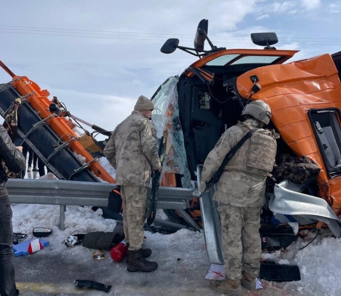 Karayollarına ait iş makinesinin kazasında ölü sayısı 2’ye yükseldi